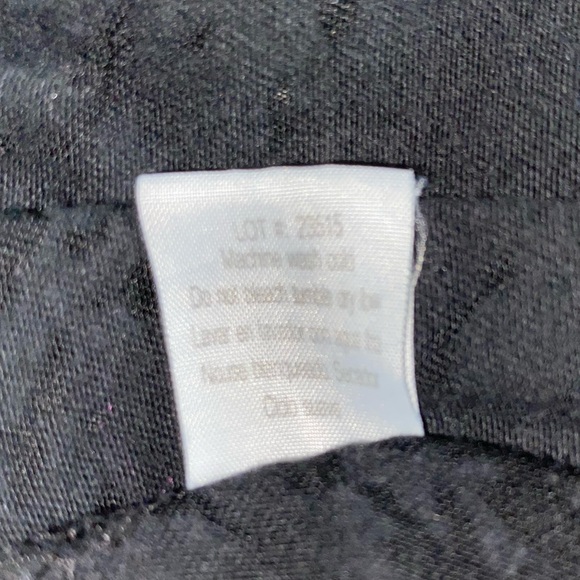 Sleeveless shirt - Picture 4 of 4